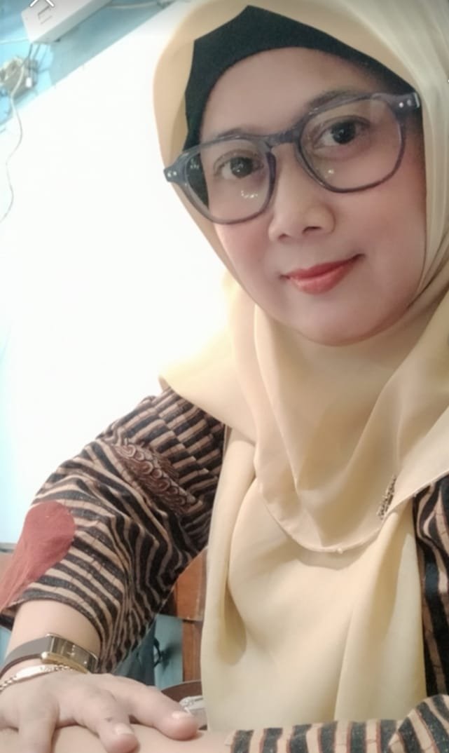 Fenti Nurfiyanti S. Pd